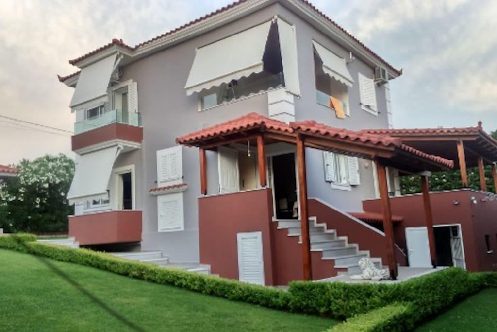 Xristos Kalogeris Villa
